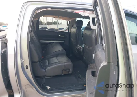 2014 Toyota Tundra Sr5 5.7L V8 z USA, uszkodzony, nr VIN 5TFDW5F12EX352489